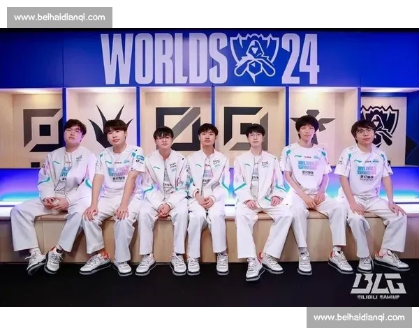 蓄势待发,只为巅峰,英雄联盟手游战队出征,点燃电竞激情! 蓄势待发,只为巅峰,英雄联盟手游战队出征,点燃电竞激情!