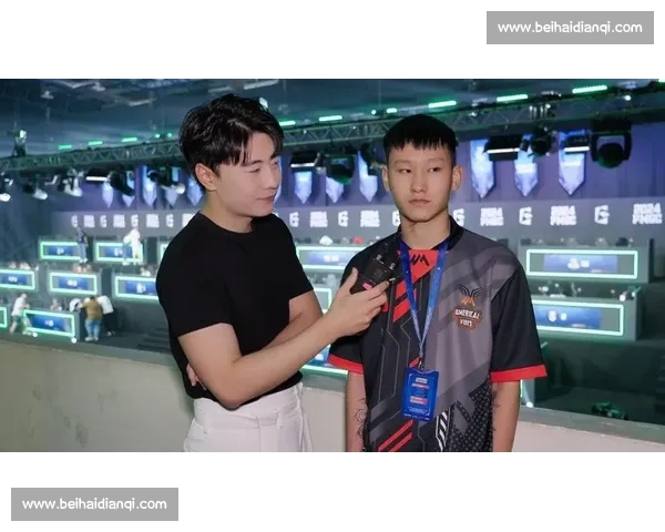 赛后采访曝光，XX战队冠军秘密是这个网友炸锅了！